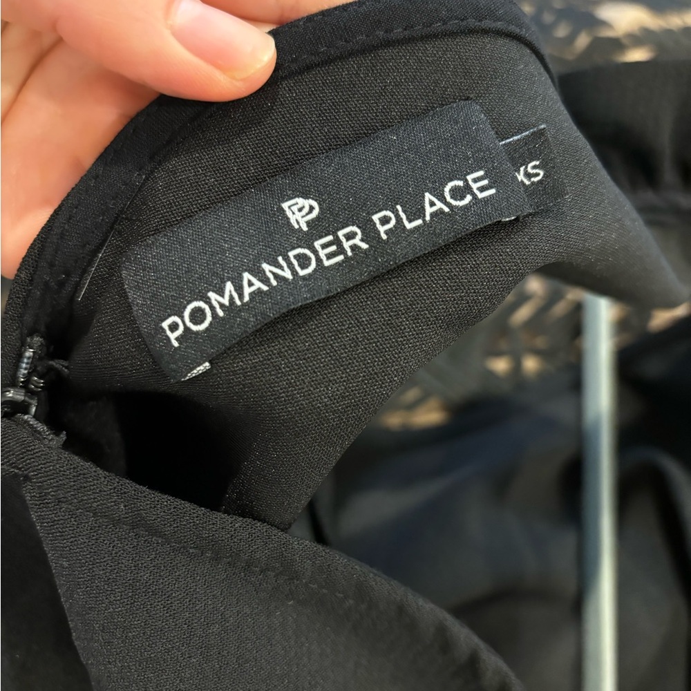 Pomander Place Sleeveless Bow Dress View 5